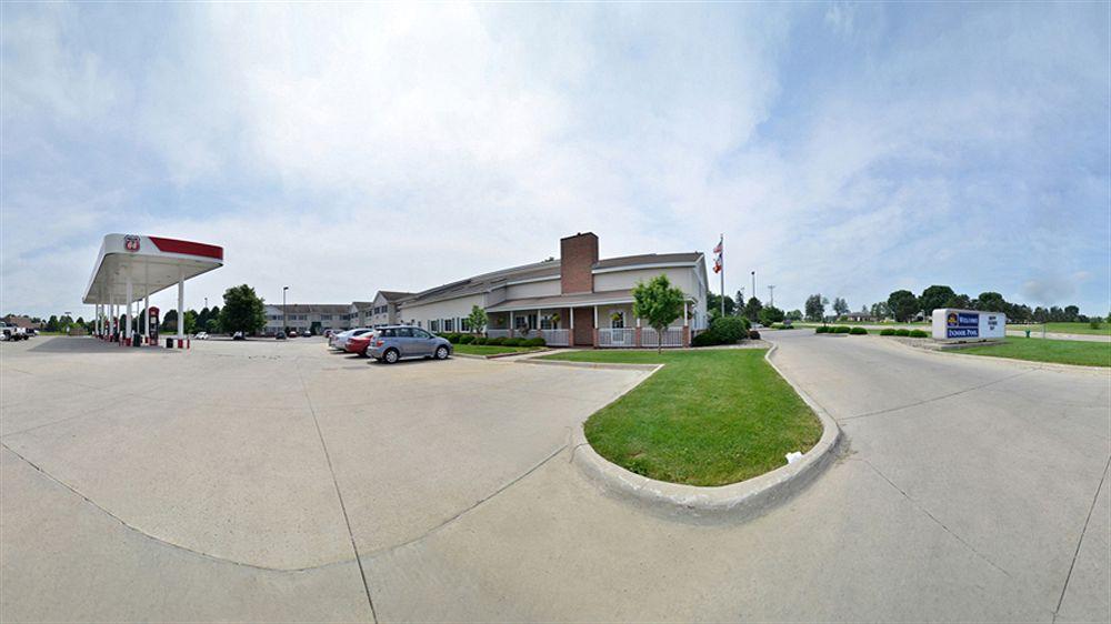 Best Western Plus University Park Inn & Suites Ames Bagian luar foto