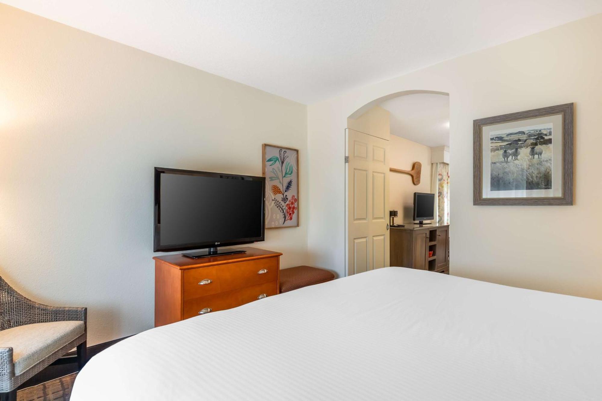 Best Western Plus University Park Inn & Suites Ames Bagian luar foto