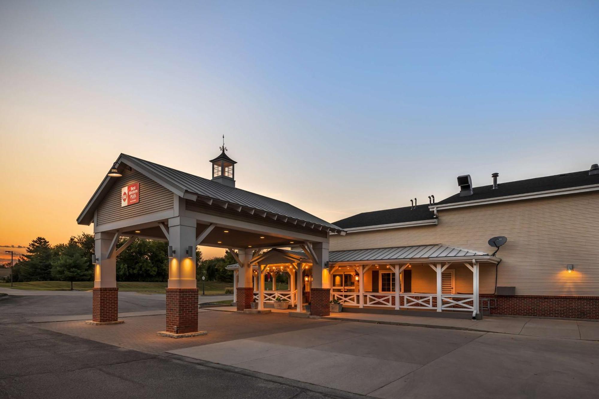 Best Western Plus University Park Inn & Suites Ames Bagian luar foto