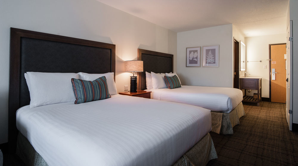 Best Western Plus University Park Inn & Suites Ames Bagian luar foto