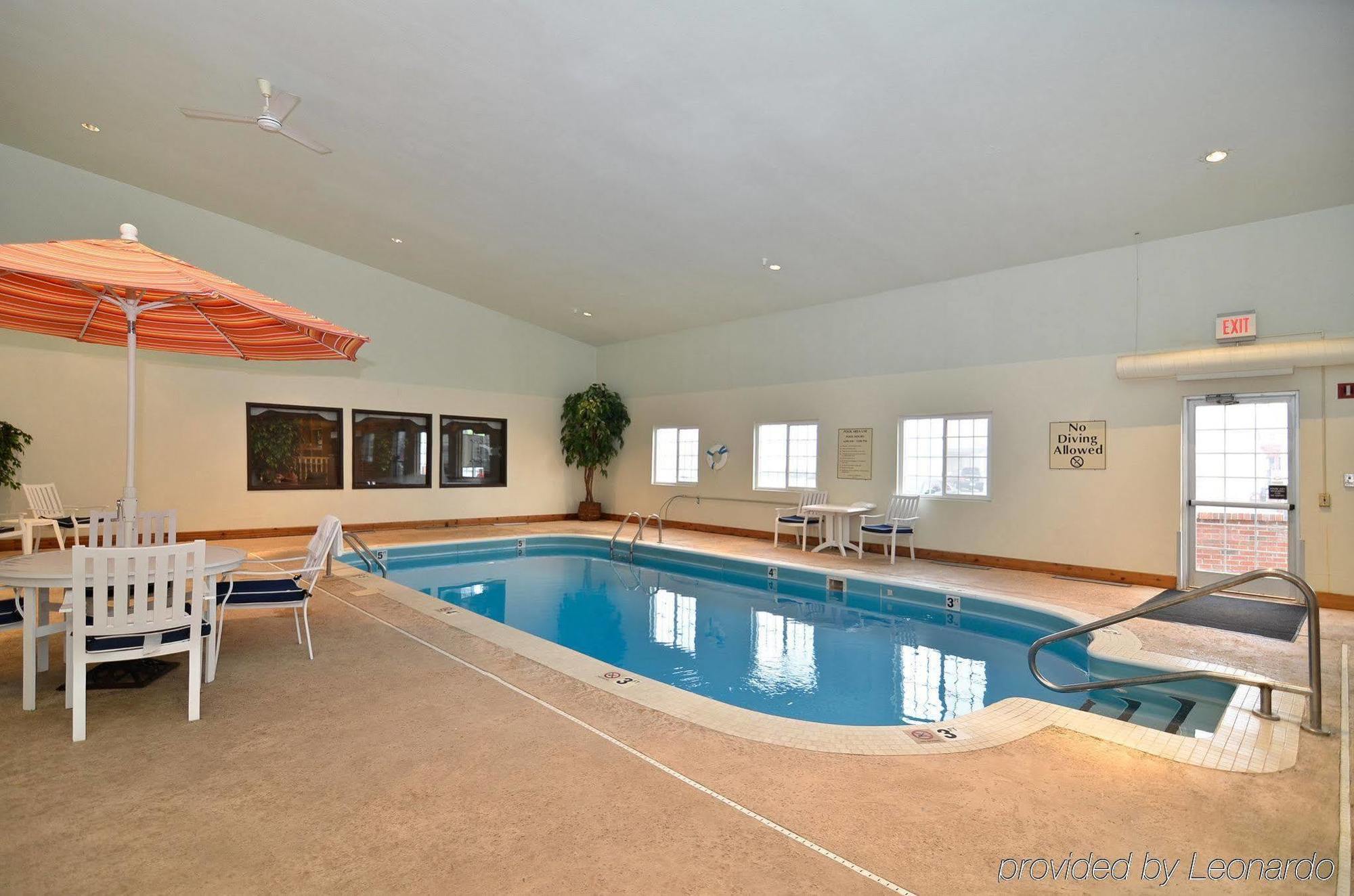 Best Western Plus University Park Inn & Suites Ames Bagian luar foto